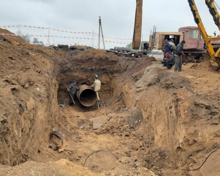 ПрАТ “ФІРМА “НАФТОГАЗБУД” завершила комплекс робіт по заміні шести аварійних ділянок трубопроводу відводу шахтних вод Ду 900 в Утлюцький лиман загальною протяжністю 4500 м.