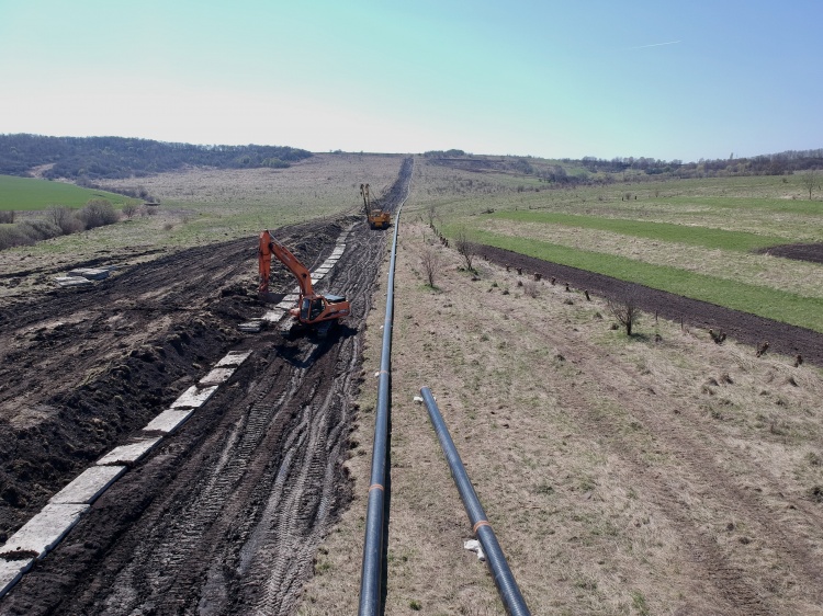 ПрАТ «ФІРМА «НАФТОГАЗБУД» проводить роботи на об’єкті «Капітальний ремонт 1-ої черги лінійної частини нафтопроводу «Броди – Держкордон» з заміною труби Ду 500 на ділянці км 79.3 – км 106.5»